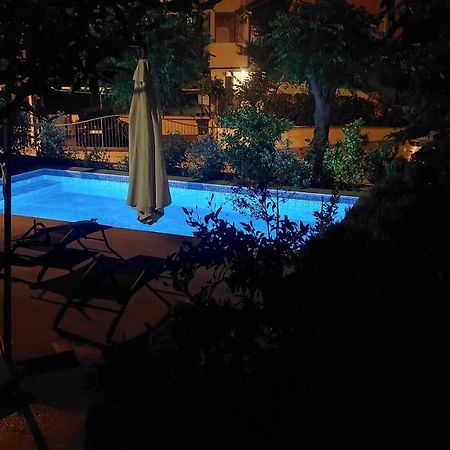 Apartments Plavi&Zuti Zaboric Dış mekan fotoğraf