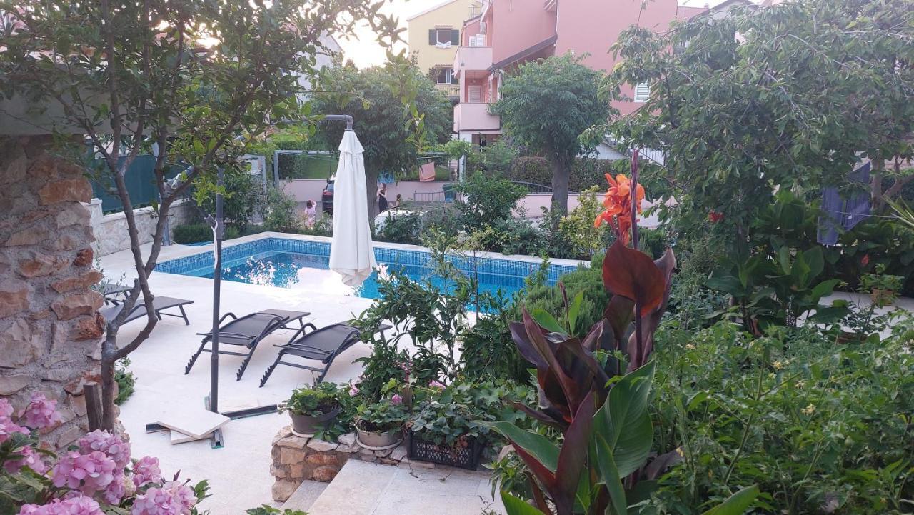 Apartments Plavi&Zuti Zaboric Dış mekan fotoğraf