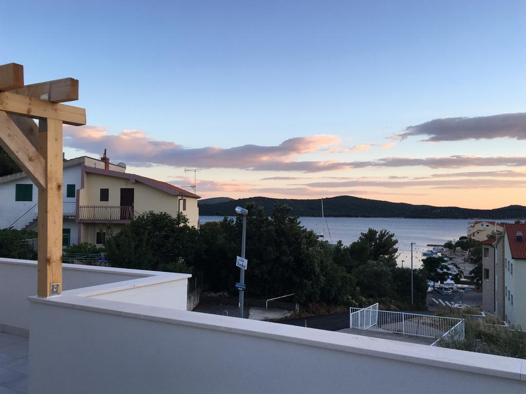 Apartments Plavi&Zuti Zaboric Dış mekan fotoğraf